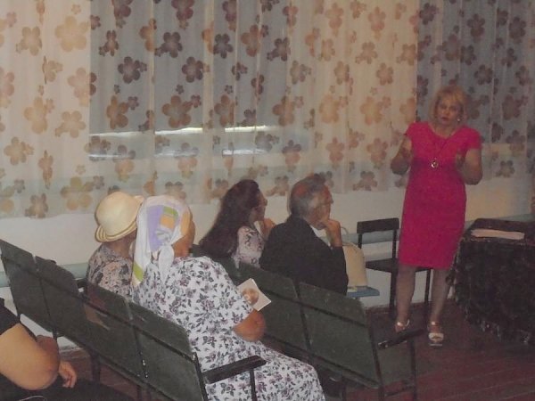 Нина Останина сделала встречи с жителями Целинного района Алтайского края