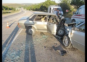 В ДТП в Черноморском и Бахчисарайском районах погибли два человека