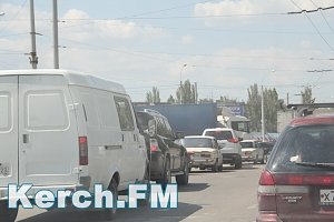 В центре Керчи – пробки