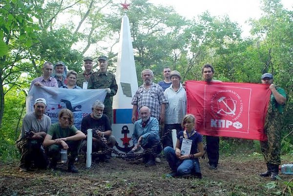 Хабаровский край: Восстановлен памятник морякам-амурцам в селе Малмыж