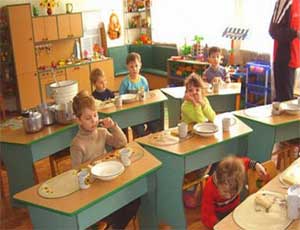 В детских садах Крыма детей кормили фальсифицированными маслом