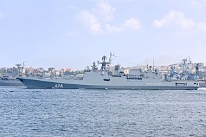 На День ВМФ — морской парад, концерт и салют