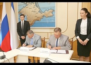 Крым и Адыгея наладили межпарламентское сотрудничество