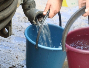 Все районы Крыма, где существуют проблемы с питьевой водой, ею обеспечиваются