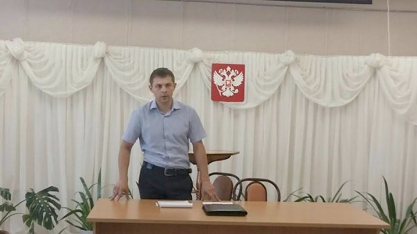 Кандидат в депутаты Государственной Думы от КПРФ Олег Михайлов проводит встречи с населением Ижемского района Коми