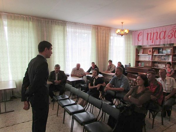 Сергей Шаргунов продолжает встречи в Алтайском крае