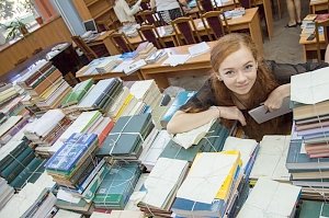 Научная библиотека Санкт-Петербургского госуниверситета передала КФУ более 3 тыс книг
