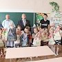 Коммунисты и беспартийные патриоты из станицы Каневской Краснодарского края поздравили детей Донбасса на родине «Молодой Гвардии» с наступающим Днем знаний