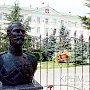 Бюст Николая II появился у входа в прокурорскую часовню в Столице Крыма