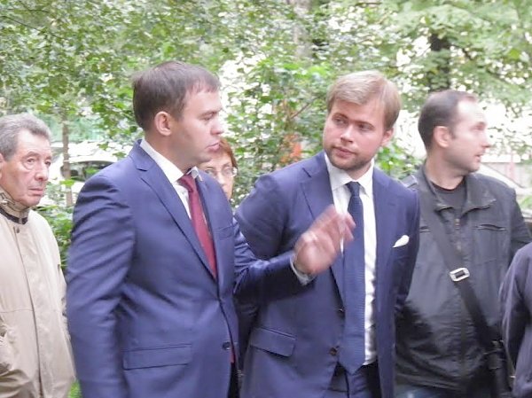 Юрий Афонин и Леонид Зюганов встретились с жителями района Сокол города Москвы