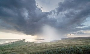 Во вторник на Крым обрушится непогода: сильный ветер, ливни и град