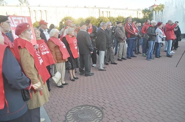 Ленинград не потерпит фальсификаторов! Акция протеста КПРФ против выборного произвола