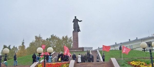 Татарстан. В Казани состоялся митинг КПРФ "За честные выборы и советскую власть"