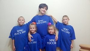 Трём многодетным семьям сотрудников Севастопольского МЧС выплатят по 100 тыс. рублей
