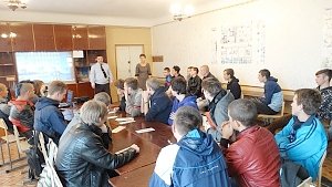 Cтуденты Севастопольского судостроительного колледжа за безопасность дорожного движения