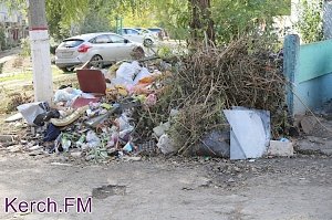 В Керчи микрорайон превращается в свалку, — читатели