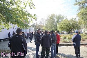 На сход граждан к жителям Героевки представители администрации Керчи не приехали