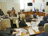 Сергей Аксёнов рекомендовал министерствам и ведомствам наладить контакт с профсоюзными организациями