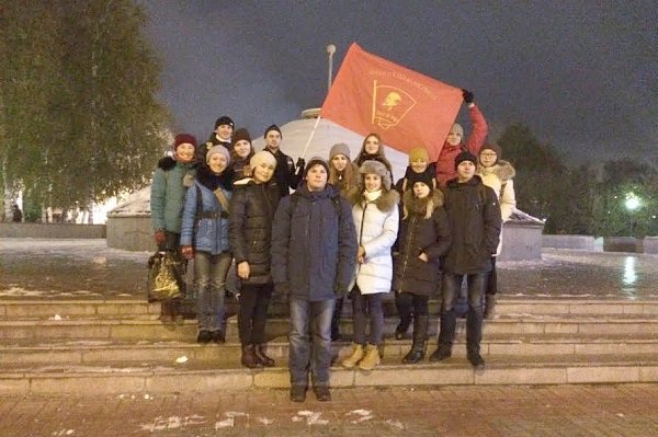 29 октября члены Томского отделения ЛКСМ отметили День комсомола