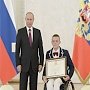 Руководство Крымского федерального университета поздравило двух студентов с достижением мировых спортивных рекордов
