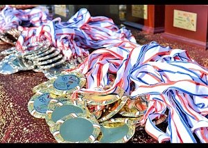 В Евпатории определились победители и призёры детского футбольного турнира