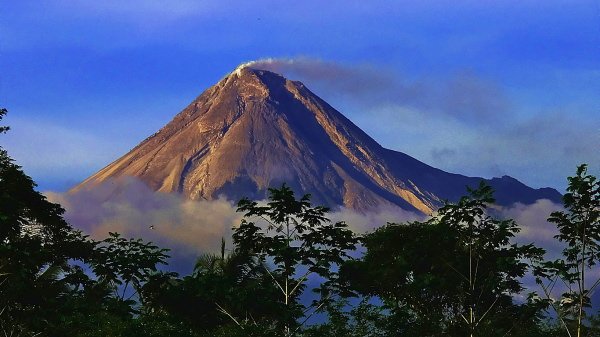 Вулкан Мерапи