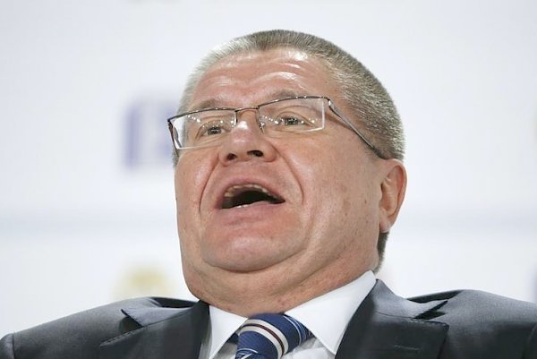 Министр Улюкаев, отставки которого давно добивается КПРФ, задержан за взятку