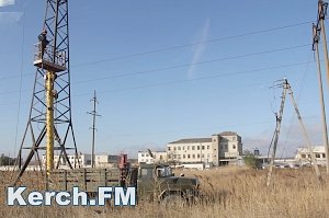 Керченский РЭС проводит экстренные ремонтные работы в микрорайоне Марат — 5