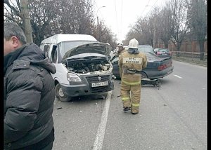 Авария на проспекте Вернадского перегородила движение в Марьино (ФОТО)