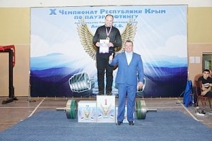 Участковому уполномоченному полиции Ленинского района Александру Ивченко присвоено спортивное звание «мастер спорта по становой тяге»