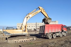 Стихийная свалка объёмом в 20 тыс кубометров на Петровских высотах в Симферополе будет ликвидирована за две недели – администрация