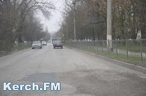 В Керчи яму на Кирова засыпали землей