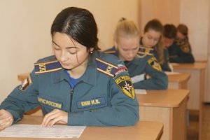Ученики кадетского класса МЧС России написали Тест по истории Отечества