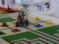 В Крыму завершился конкурс по робототехнике между молодежи
