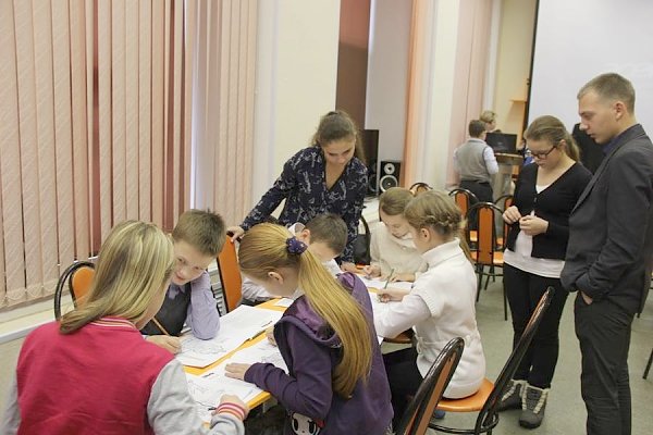Комсомольцы Коми организуют для школьников уроки мужества