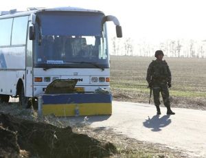 Группу из 229 детей не выпустили из Украины в Крым