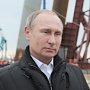 Путин: Возведение Крымского моста идёт по графику