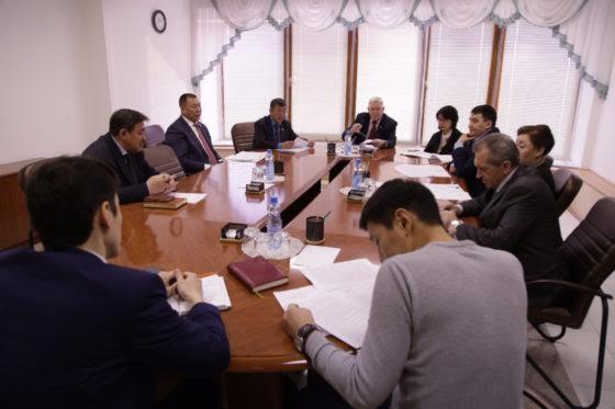 В Якутии депутаты бездельничали три месяца