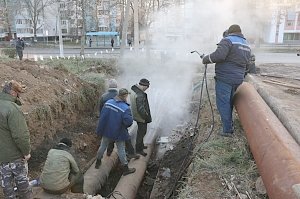 В Керчи устранили вчерашний порыв теплотрассы в районе Промбазы