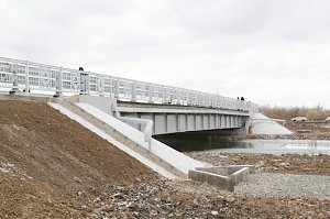 В Джанкойском районе открыт после реконструкции мост, соединяющий сёла Болотное и Заречное