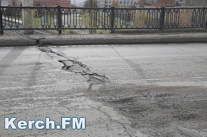В Керчи до конца года планируют отремонтировать Горьковский мост