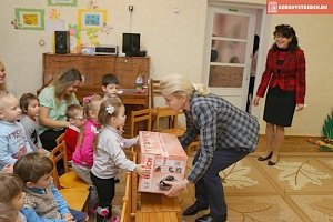 Керченские воспитанники детсада с нарушением функции зрения показали представление