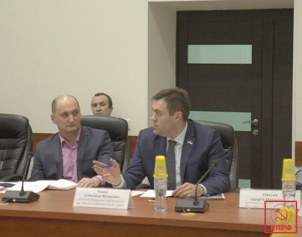 Депутат-коммунист Александр Чепик продолжает отстаивать интересы жителей 5-ого микрорайона Тюмени