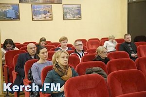 Керчь ассоциируется у туристов с паромной переправой, — Антонова