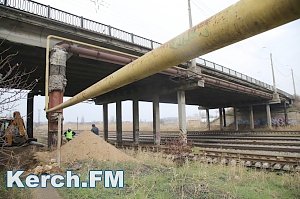 В Керчи начались работы по ремонту Горьковского моста