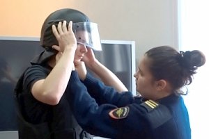 Полицейские приглашают выпускников общеобразовательных учреждений на учебу в вузы МВД России