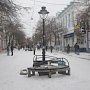 Министр ЖКХ (ЖИЛИЩНО КОММУНАЛЬНОЕ ХОЗЯЙСТВО) Крыма: для уборки снега в Столице Крыма не хватает ни техники, ни людей
