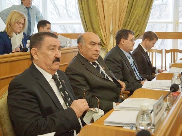 Астраханские депутаты-коммунисты проголосовали против нового Социального кодекса