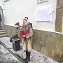 В Евпатории торжественно открыли памятную доску Владимиру Высоцкому