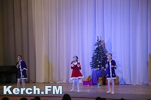 В Керчи состоялся новогодний утренник для крымско-татарских детей